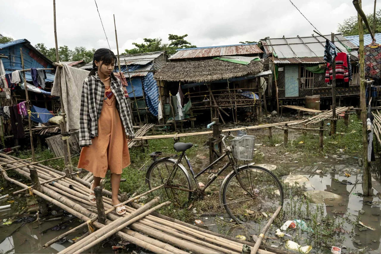 Armut in Yangons Slumgebieten - SONNE International hilft